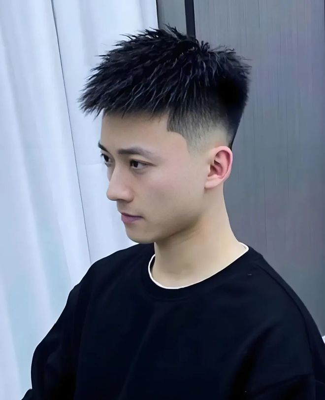 m的男生剪这3款潮流发型显高显帅！k8凯发一触即发建议身高170c(图2)